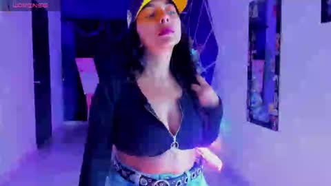 demon online show from December 17, 11:44 pm