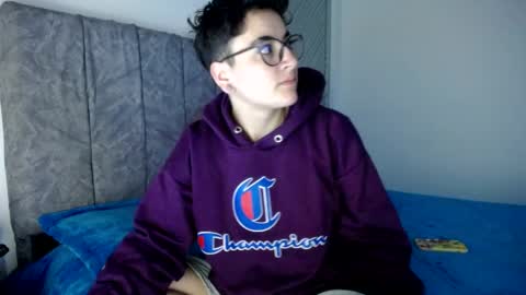 lyan onlyfans n linda online show from April 8, 10:59 am