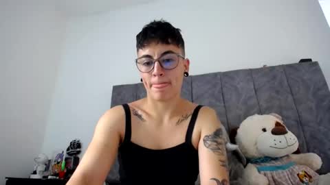 lyan onlyfans n linda online show from July 8, 7:07 pm