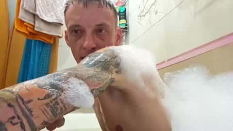 Snapshot of inkedjamesx chatting on September 10, 10:37 am James online show from September 10, 10:37 am