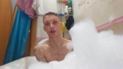 Snapshot of inkedjamesx chatting on September 28, 7:36 am James online show from September 28, 7:36 am