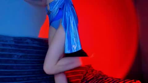 Snapshot of inner_light___ chatting on March 1, 5:37 pm Venera online show from March 1, 5:37 pm