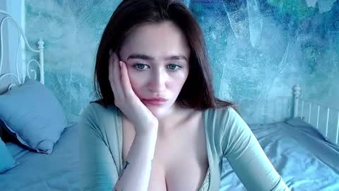 Lina online show from April 8, 10:59 am