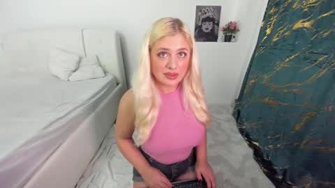 Eva online show from November 2, 10:34 pm