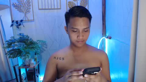 Snapshot of innocent_neil143 chatting on January 5, 4:48 pm Neil online show from January 5, 4:48 pm