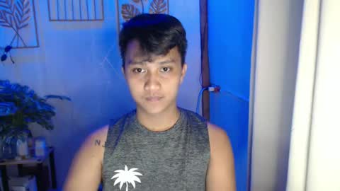 Snapshot of innocent_neil143 chatting on January 22, 7:57 am Neil online show from January 22, 7:57 am