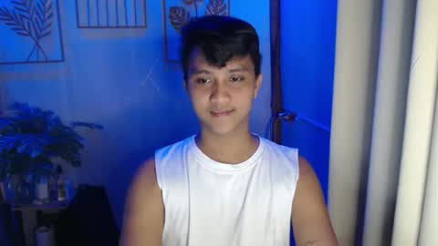 Snapshot of innocent_neil143 chatting on January 30, 12:59 pm Neil online show from January 30, 12:59 pm