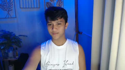 Snapshot of innocent_neil143 chatting on January 31, 11:35 am Neil online show from January 31, 11:35 am