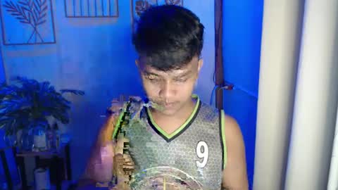 Snapshot of innocent_neil143 chatting on February 4, 12:22 pm Neil online show from February 4, 12:22 pm