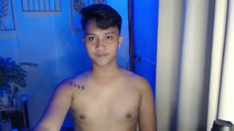 Snapshot of innocent_neil143 chatting on February 5, 3:52 pm Neil online show from February 5, 3:52 pm