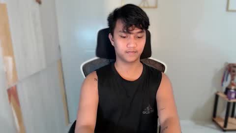 Snapshot of innocent_neil143 chatting on October 8, 12:58 pm Neil online show from October 8, 12:58 pm