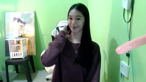 Reign online show from October 25, 12:45 pm