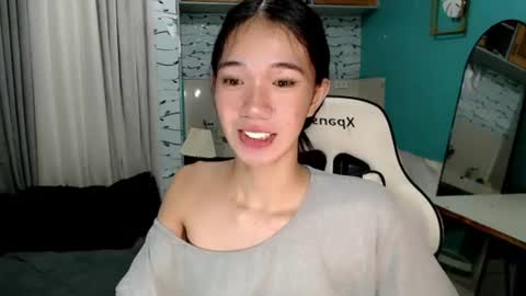 Snapshot of innocent_reign69 chatting on June 13, 10:46 am Reign online show from June 13, 10:46 am