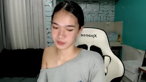 Snapshot of innocent_reign69 chatting on June 26, 7:29 pm Reign online show from June 26, 7:29 pm