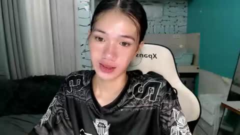 Snapshot of innocent_reign69 chatting on July 12, 6:15 am Reign online show from July 12, 6:15 am