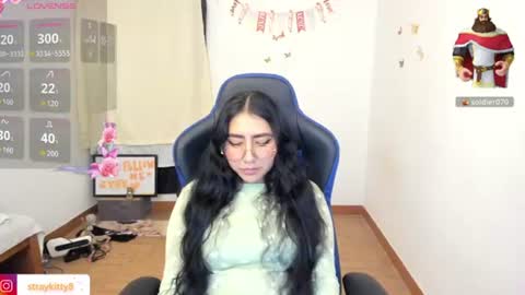 Luna        online show from June 13, 2:42 am