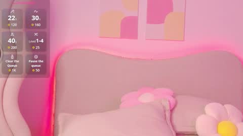 SELENA  online show from November 4, 11:15 pm