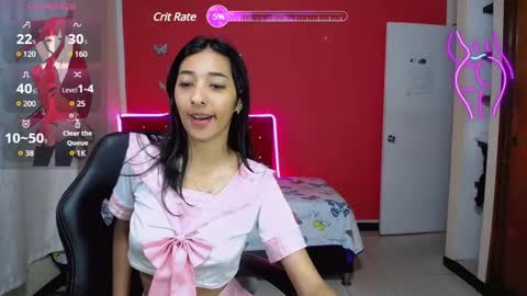 Snapshot of inocent_luna chatting on February 1, 5:18 am Luna moon online show from February 1, 5:18 am