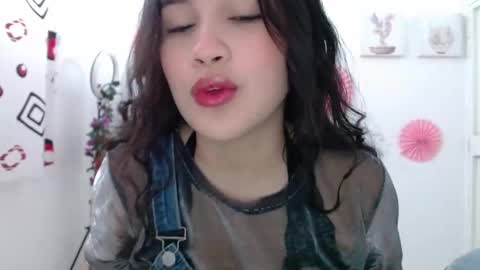 Snapshot of inocentheaven chatting on October 30, 12:17 pm Celeste online show from October 30, 12:17 pm