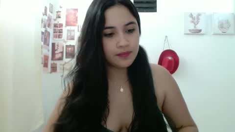 Snapshot of inocentheaven chatting on May 16, 12:59 pm Celeste online show from May 16, 12:59 pm