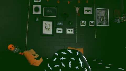 Snapshot of insania_999 chatting on December 2, 5:26 pm SANIA online show from December 2, 5:26 pm