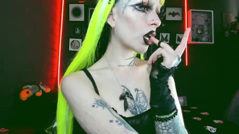 Snapshot of insania_999 chatting on January 7, 5:42 pm SANIA online show from January 7, 5:42 pm
