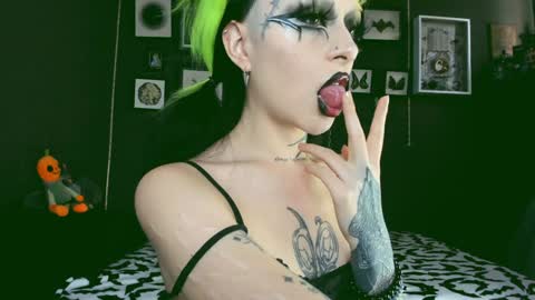 Snapshot of insania_999 chatting on January 15, 5:47 pm SANIA online show from January 15, 5:47 pm
