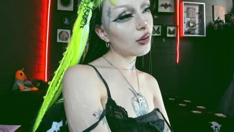 Snapshot of insania_999 chatting on February 3, 8:57 pm SANIA online show from February 3, 8:57 pm