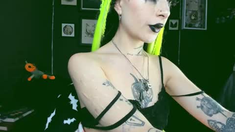 Snapshot of insania_999 chatting on February 13, 7:21 pm SANIA online show from February 13, 7:21 pm