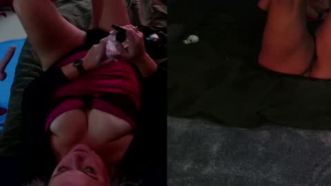 Snapshot of insatiablecpl333 chatting on November 7, 4:18 pm InsatiableCpl333 online show from November 7, 4:18 pm