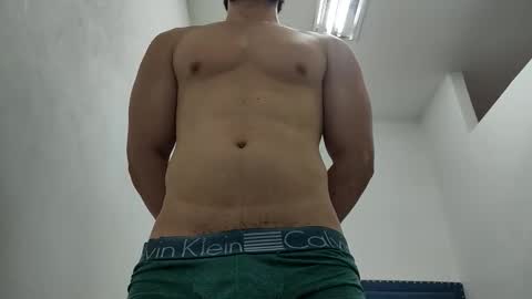 Snapshot of insistente chatting on January 6, 4:21 pm INSTAGRAM camilodlx online show from January 6, 4:21 pm