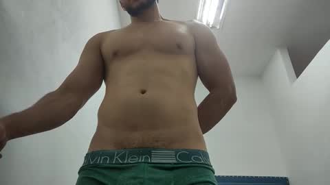 Snapshot of insistente chatting on January 7, 3:25 pm INSTAGRAM camilodlx online show from January 7, 3:25 pm