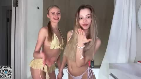 Snapshot of inspiration_in_frame chatting on November 11, 5:35 pm Sully and Kate online show from November 11, 5:35 pm