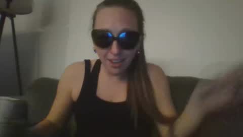 intcouple24 online show from March 14, 8:20 am