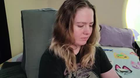 Faye online show from April 11, 7:56 am