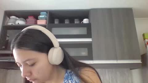 Iris 3 online show from October 17, 1:25 pm