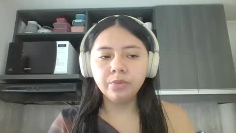 Iris 3 online show from January 6, 2:21 pm