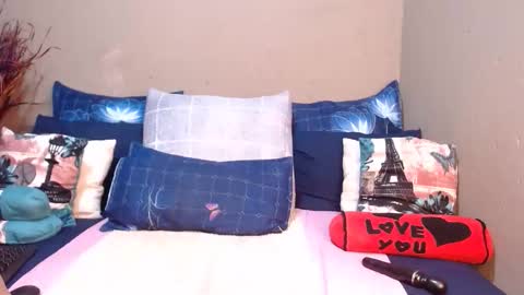 boniswa caroline online show from April 16, 10:38 am