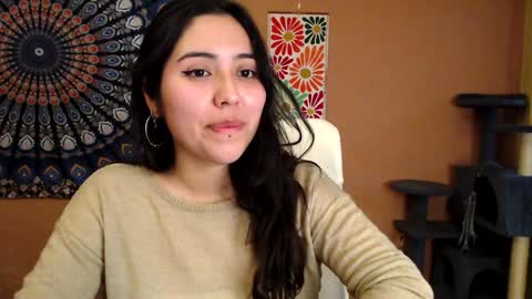 Snapshot of intimatetales chatting on January 7, 4:05 pm Africa online show from January 7, 4:05 pm