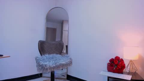 Pantyhose Queen online show from March 24, 8:03 pm