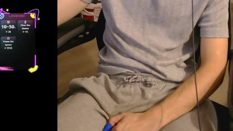 introvertgamer online show from October 18, 7:03 pm