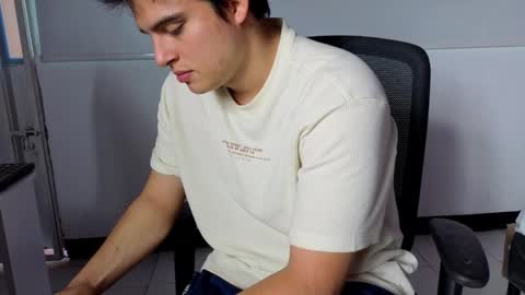 invincible200 online show from October 13, 1:33 pm