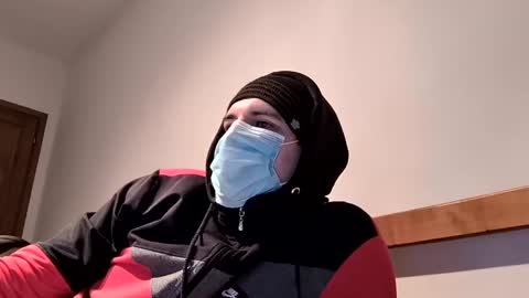 iplaywithu221 online show from February 9, 4:07 pm