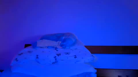 iplaywithu221 online show from November 12, 8:41 pm