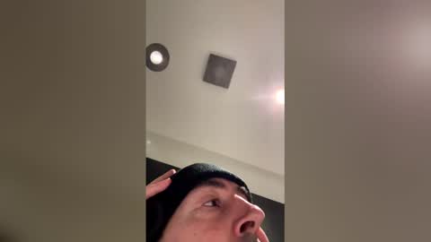 ipontiltfullify online show from December 22, 7:16 am