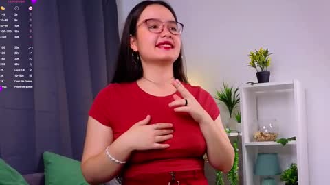 Mia online show from September 21, 1:18 am