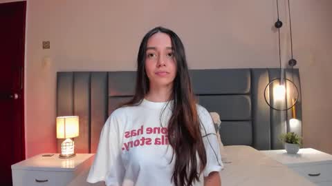 Snapshot of iremlee_ chatting on September 25, 9:29 pm Irem Lee online show from September 25, 9:29 pm