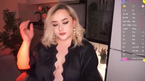 Snapshot of irena_barr18 chatting on October 4, 5:44 pm Irena Barr online show from October 4, 5:44 pm