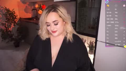 Snapshot of irena_barr18 chatting on October 5, 7:45 pm Irena Barr online show from October 5, 7:45 pm