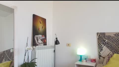Snapshot of ireneblue_ chatting on August 3, 9:04 am Irene online show from August 3, 9:04 am